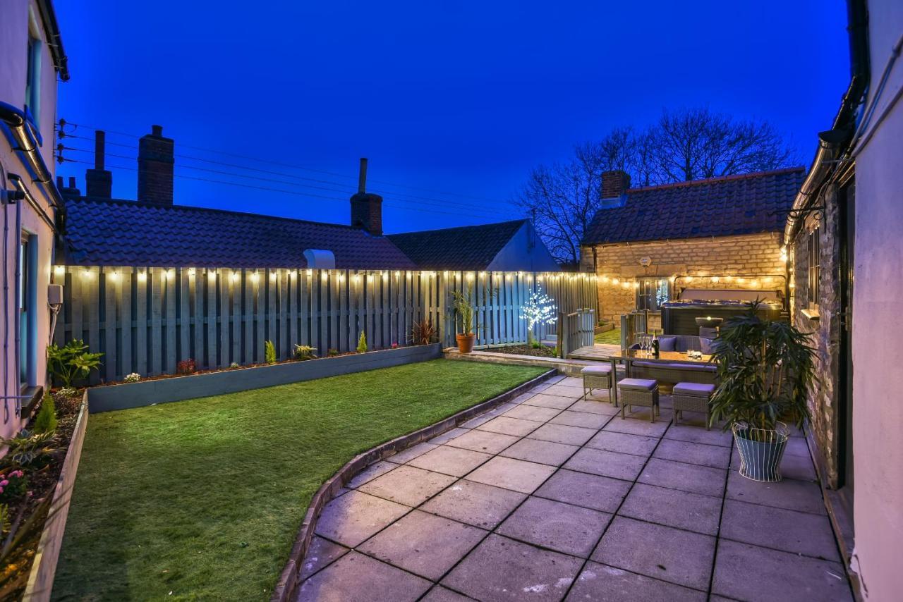 Pickering Rooftop Terrace Exterior photo