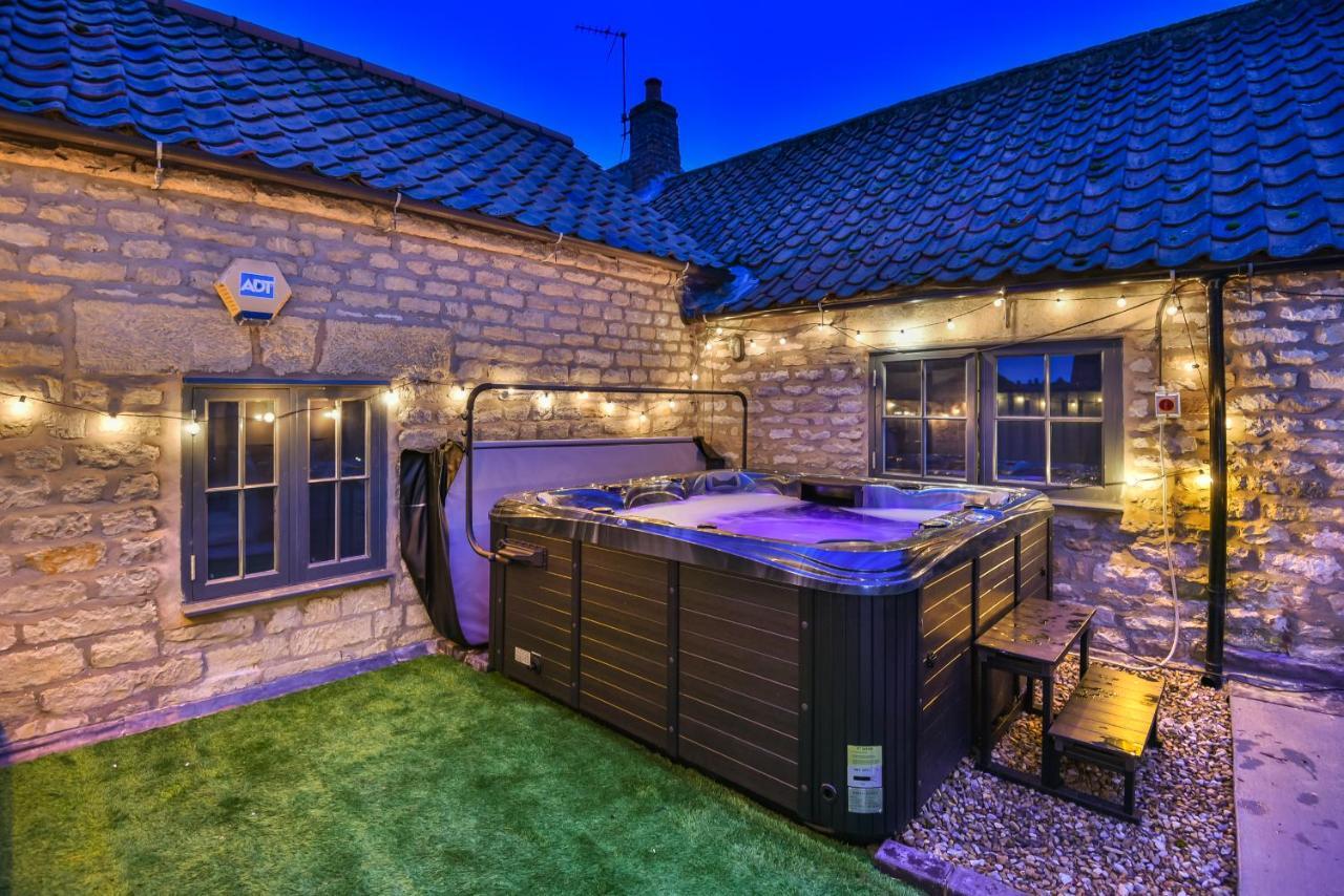 Pickering Rooftop Terrace Exterior photo