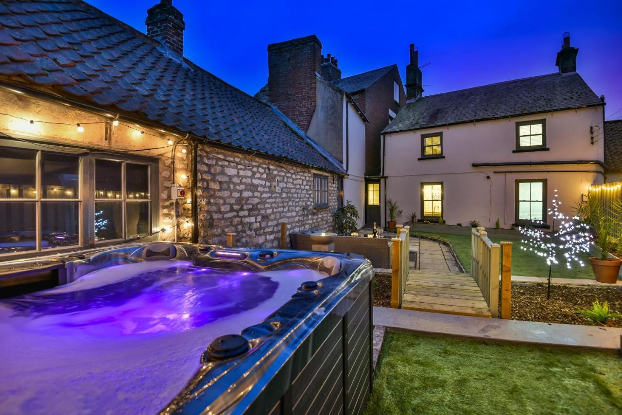 Pickering Rooftop Terrace Exterior photo